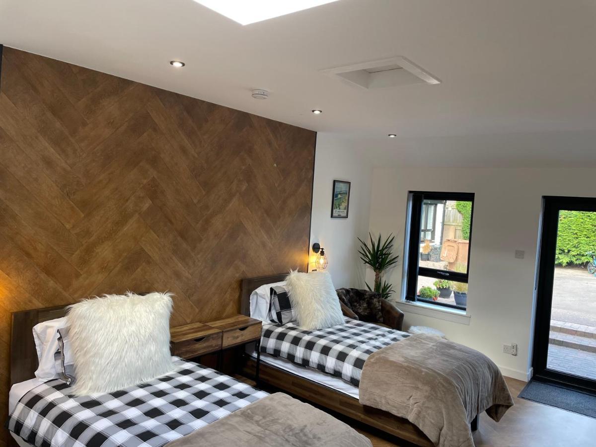 Golfers Dream Guest Suite With Onsite Golf Studio Available For Booking By Guests Strathkinness Bagian luar foto
